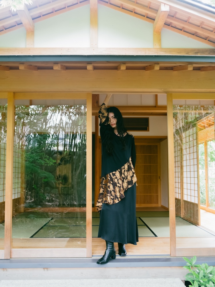 saharaサハラ公式サイト　コレクションルックブック