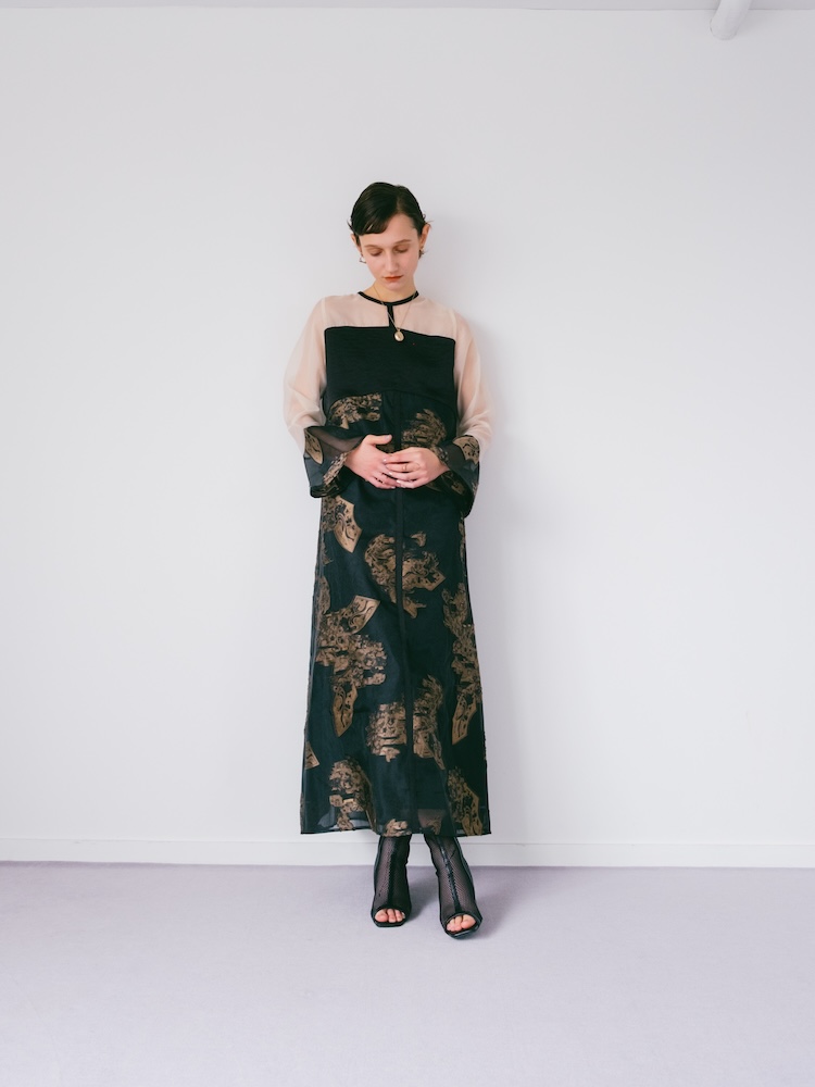 saharaサハラ公式サイト　コレクションルックブック