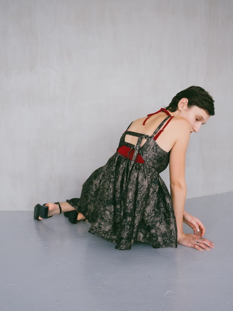 saharaサハラ公式サイト　コレクションルックブック